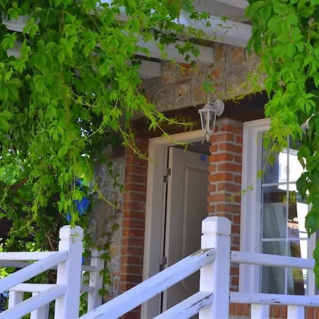 Sarmasik Bed & Breakfast