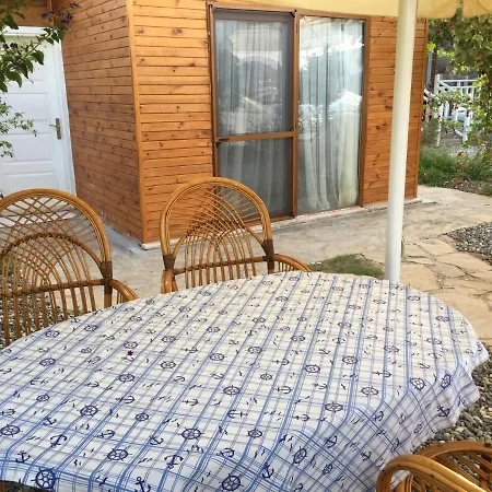Bed and Breakfast Sarmasik